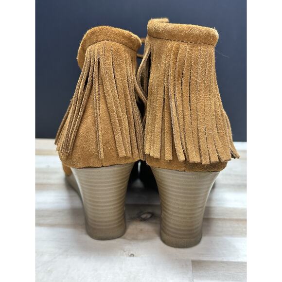 Minnetonka Fringe Wedge Boots 7.5 Tan Suede Boho Festival Retro Western Y2K - Picture 4 of 11